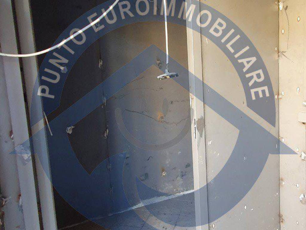 negozio in vendita a San Giorgio a Cremano