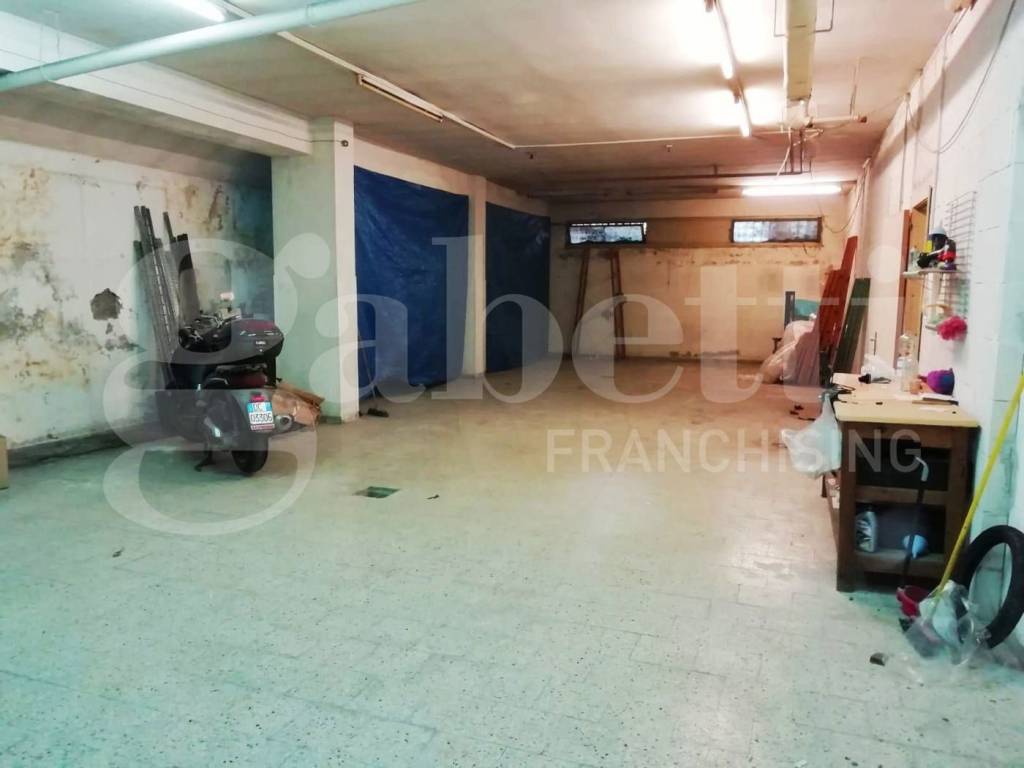 negozio in vendita a San Giorgio a Cremano