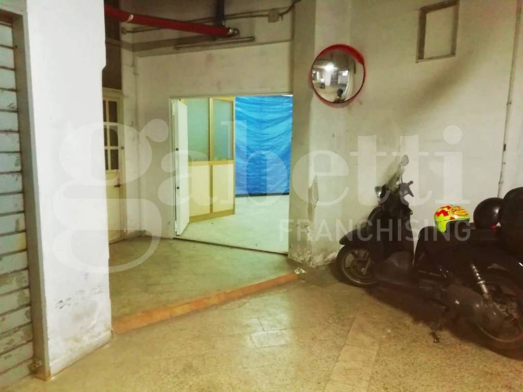 negozio in vendita a San Giorgio a Cremano