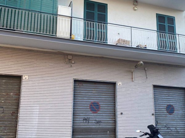 negozio in vendita a San Giorgio a Cremano