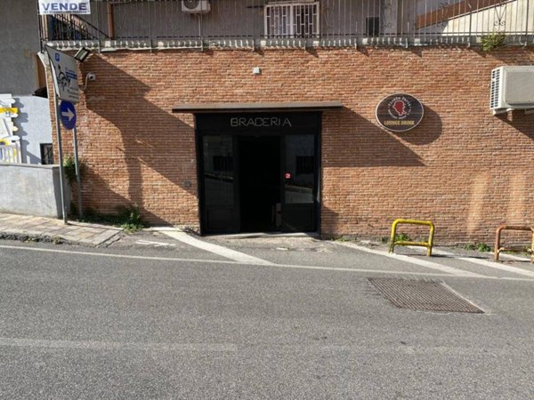 negozio in vendita a San Giorgio a Cremano