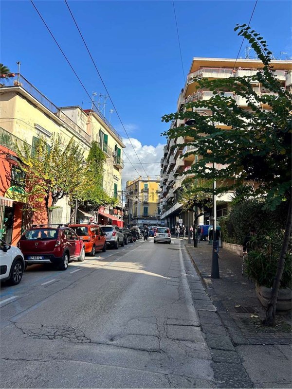 negozio in vendita a San Giorgio a Cremano