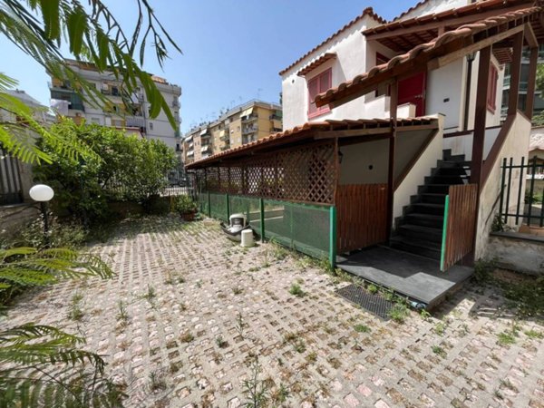 casa indipendente in vendita a San Giorgio a Cremano