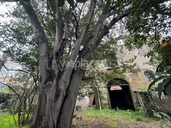 casa indipendente in vendita a San Giorgio a Cremano