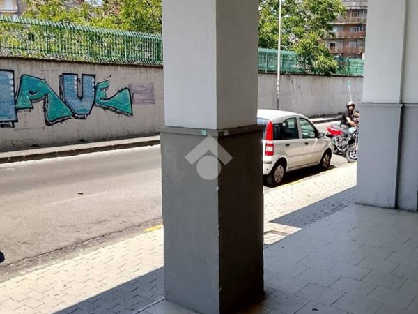 negozio in vendita a San Giorgio a Cremano