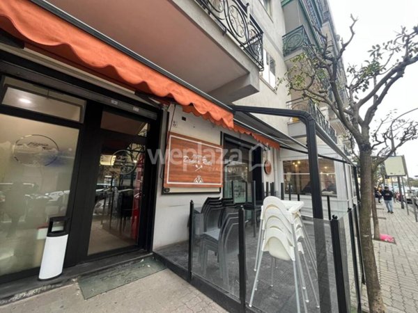 negozio in vendita a San Giorgio a Cremano