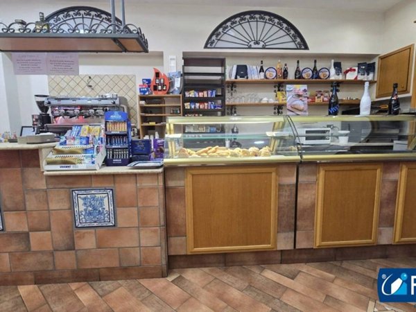 negozio in vendita a San Giorgio a Cremano