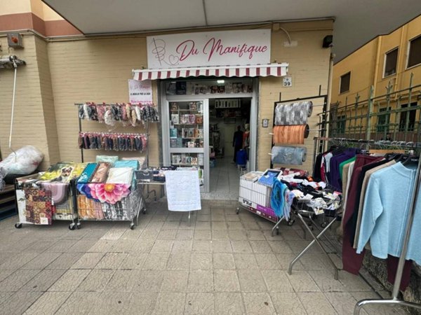negozio in vendita a San Giorgio a Cremano