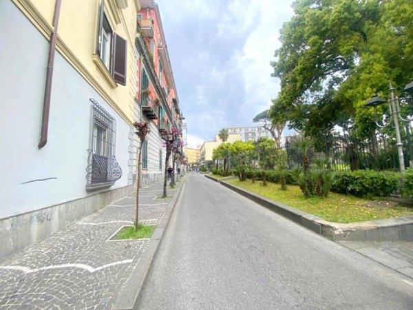 negozio in vendita a San Giorgio a Cremano
