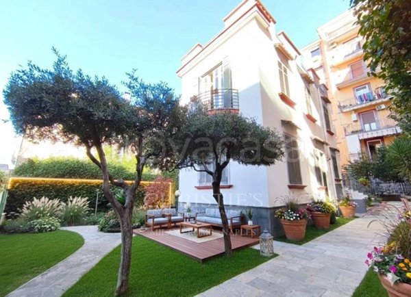 casa indipendente in vendita a San Giorgio a Cremano