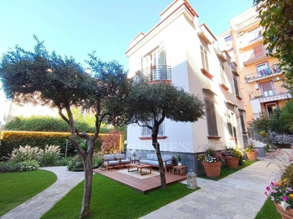 casa indipendente in vendita a San Giorgio a Cremano