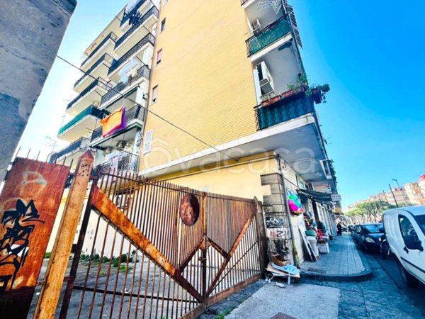 box auto in vendita a San Giorgio a Cremano