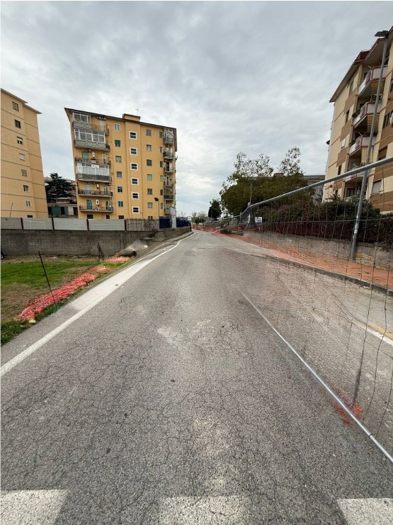 locale di sgombero in vendita a San Giorgio a Cremano