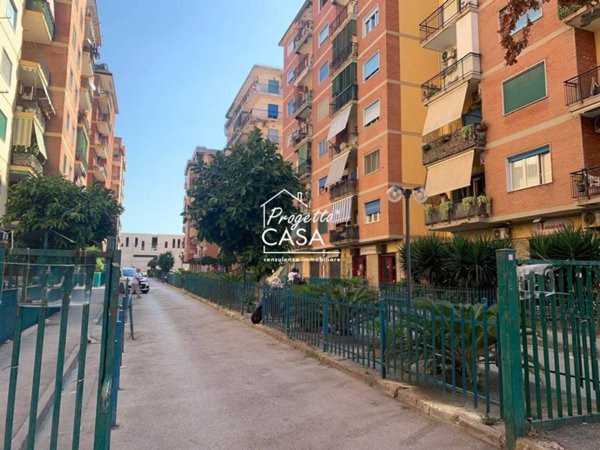 box auto in vendita a San Giorgio a Cremano