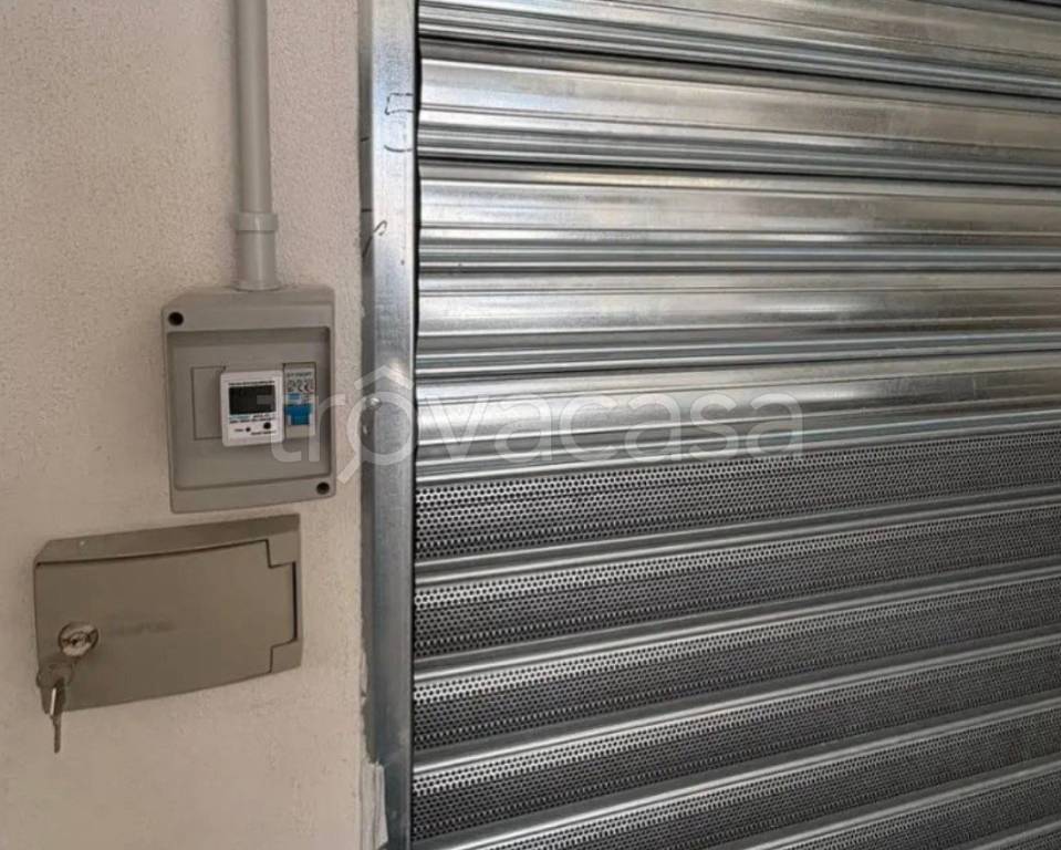 box auto in vendita a San Giorgio a Cremano