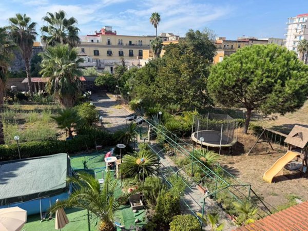 casa indipendente in vendita a San Giorgio a Cremano