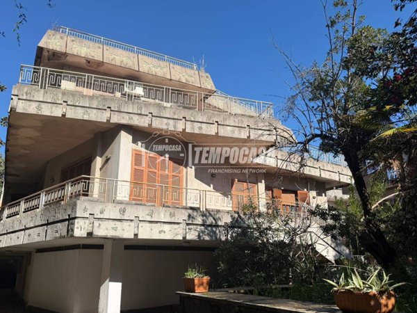 casa indipendente in vendita a San Giuseppe Vesuviano in zona San Leonardo