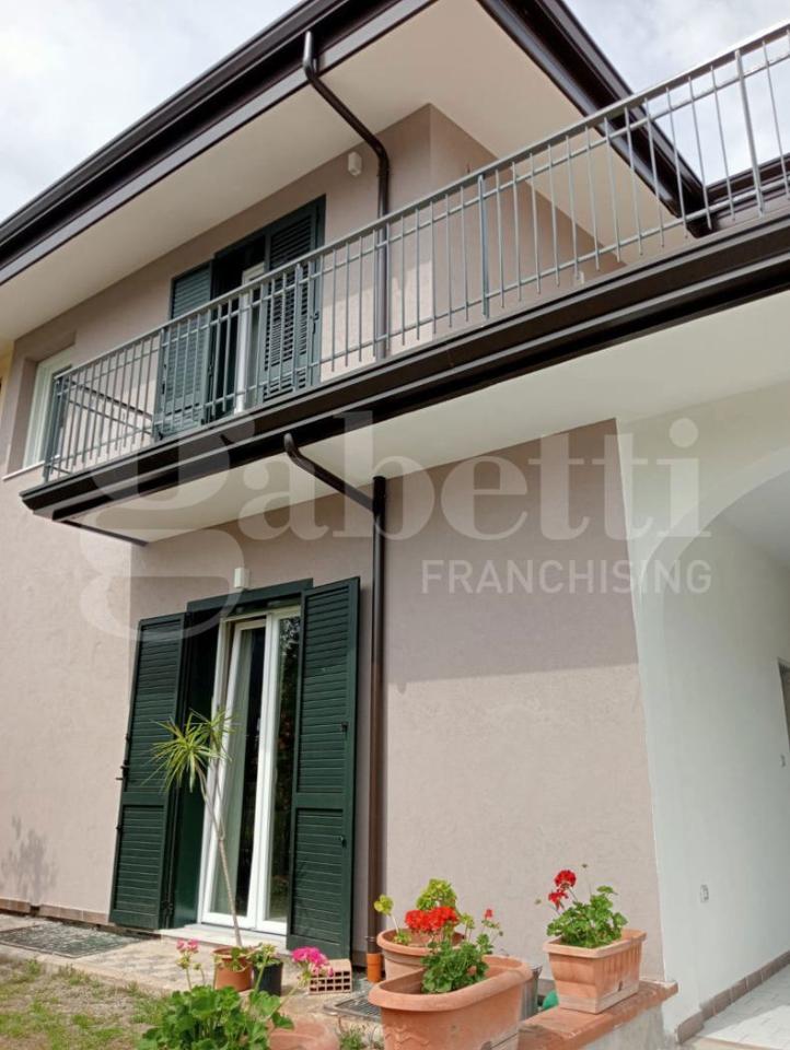 casa indipendente in vendita a San Paolo Bel Sito