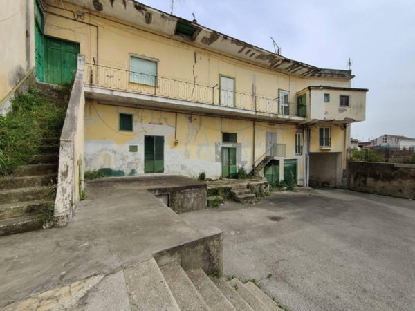 casa indipendente in vendita a San Paolo Bel Sito