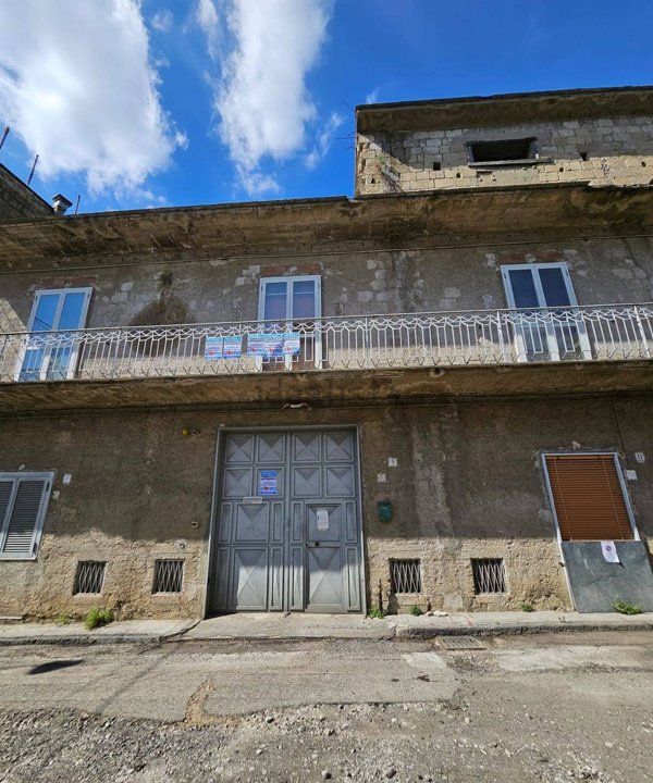 pentavano in vendita a San Paolo Bel Sito