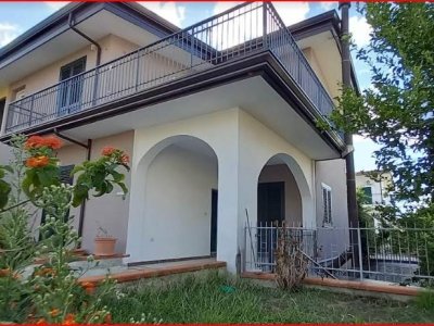 casa indipendente in vendita a San Paolo Bel Sito