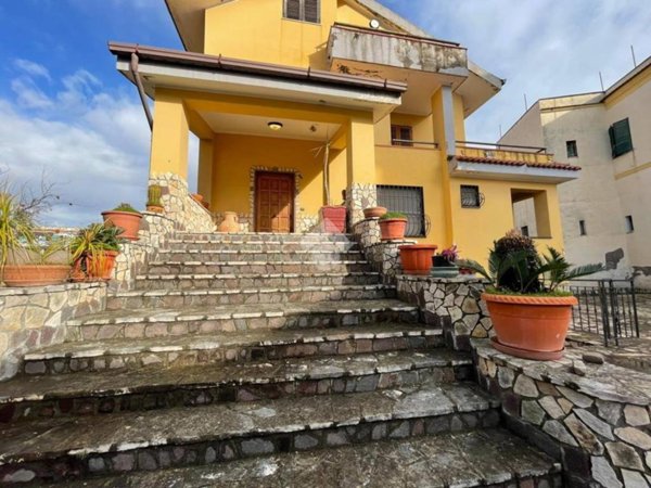 casa indipendente in vendita a San Sebastiano al Vesuvio