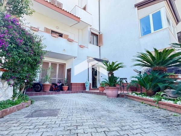 casa indipendente in vendita a San Sebastiano al Vesuvio