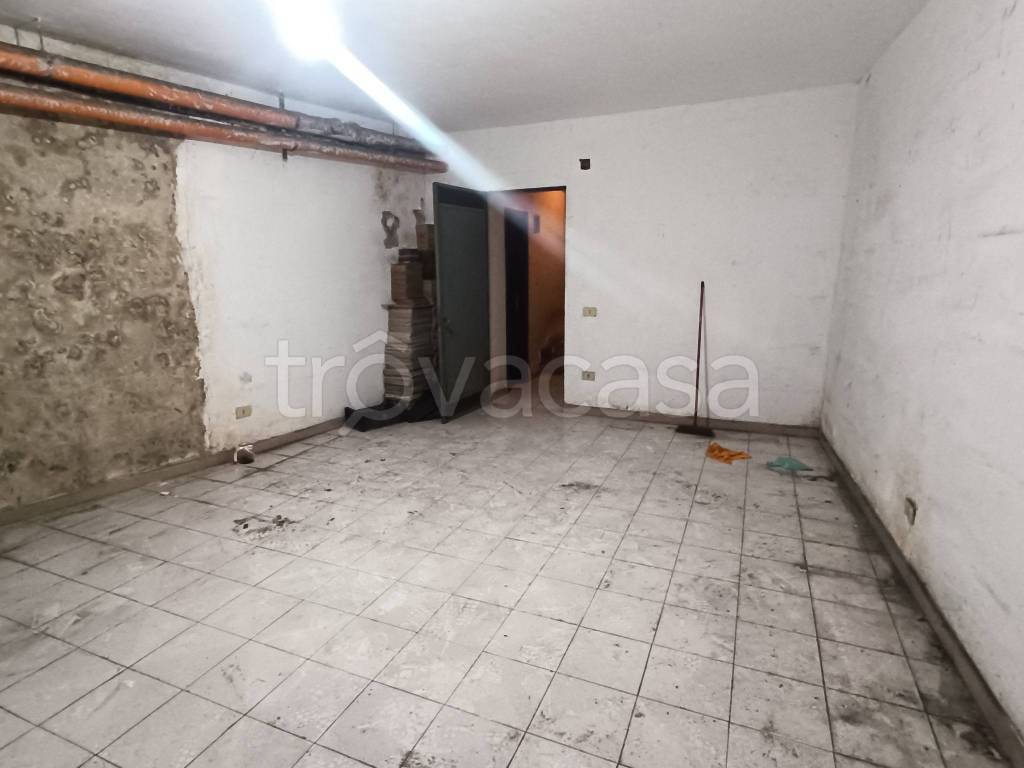 locale commerciale in vendita a Sant'Agnello