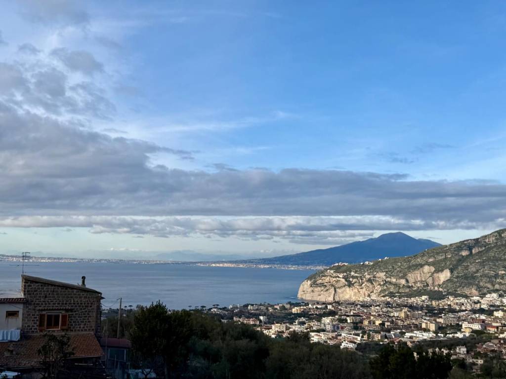 casa indipendente in vendita a Sant'Agnello