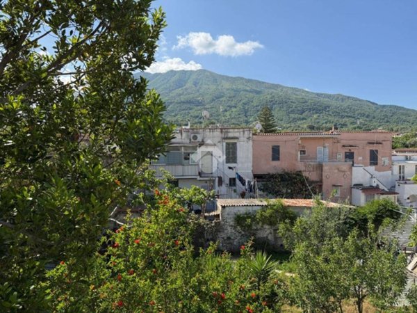 casa indipendente in vendita a Sant'Anastasia