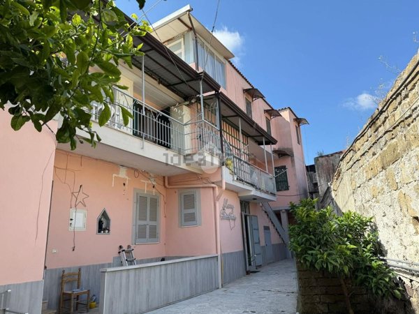 casa indipendente in vendita a Sant'Anastasia
