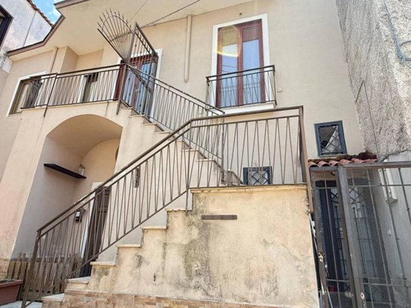 casa indipendente in vendita a Sant'Anastasia