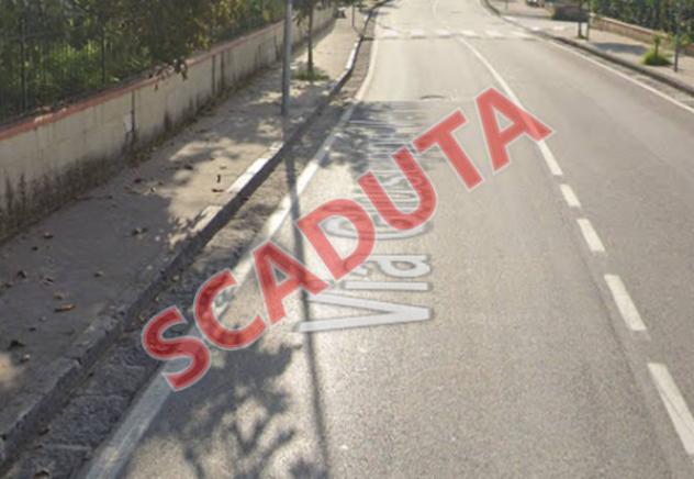 locale commerciale in vendita a Sant'Anastasia