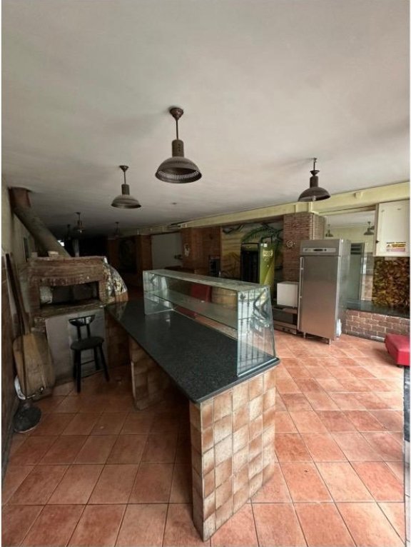 negozio in vendita a Sant'Anastasia