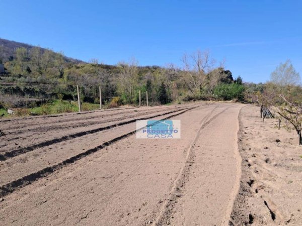 casa indipendente in vendita a Sant'Anastasia