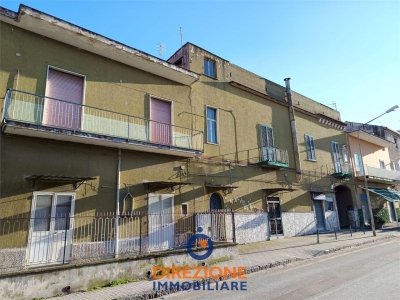 intera palazzina in vendita a Sant'Antimo