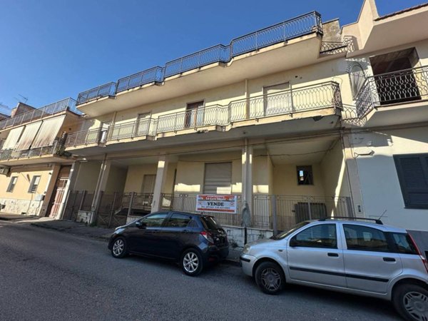 intera palazzina in vendita a Sant'Antimo