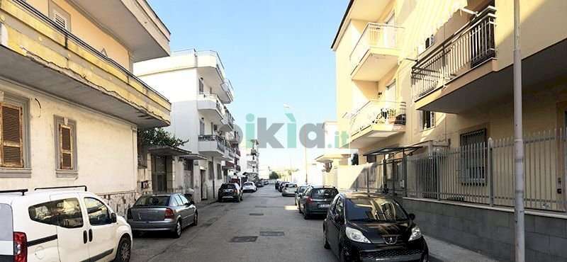 locale di sgombero in vendita a Sant'Antimo