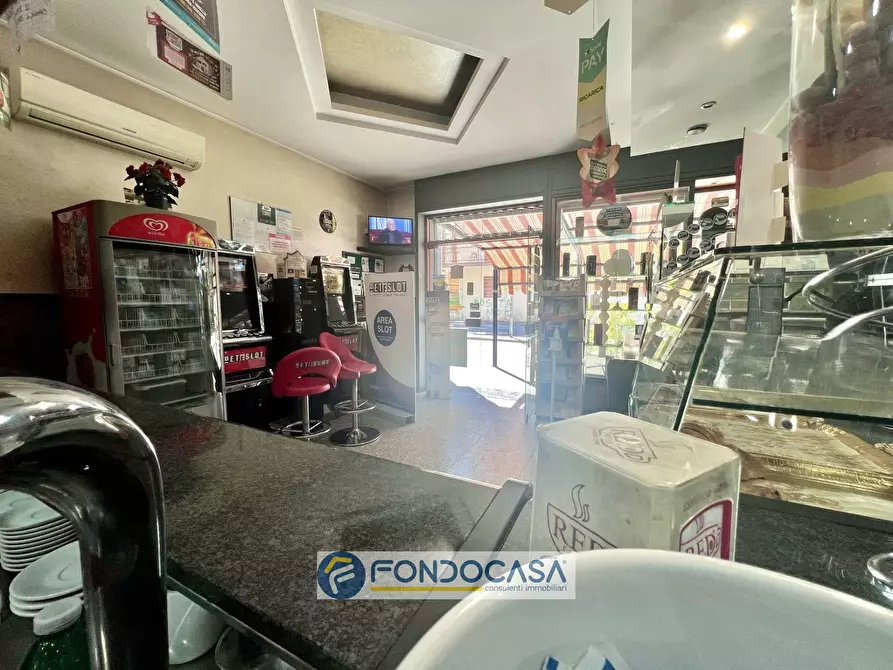 locale commerciale in vendita a Sant'Antimo