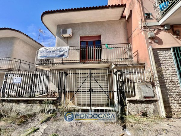 casa indipendente in vendita a Sant'Antimo