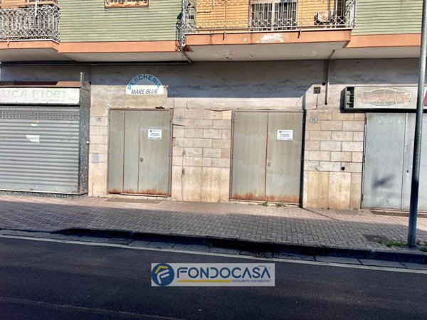 locale commerciale in vendita a Sant'Antimo