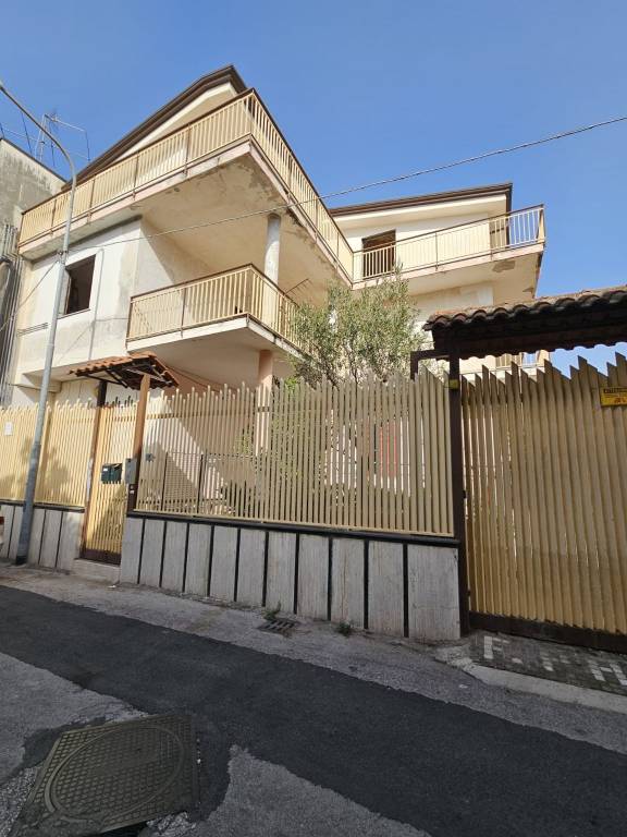 casa indipendente in vendita a Sant'Antimo