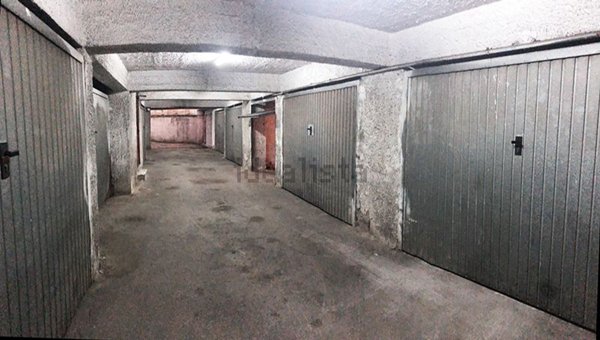 locale di sgombero in vendita a Sant'Antimo