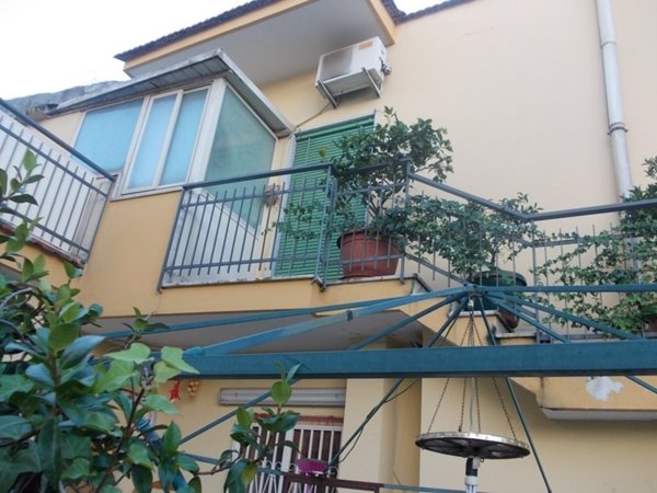 casa indipendente in vendita a Sant'Antimo
