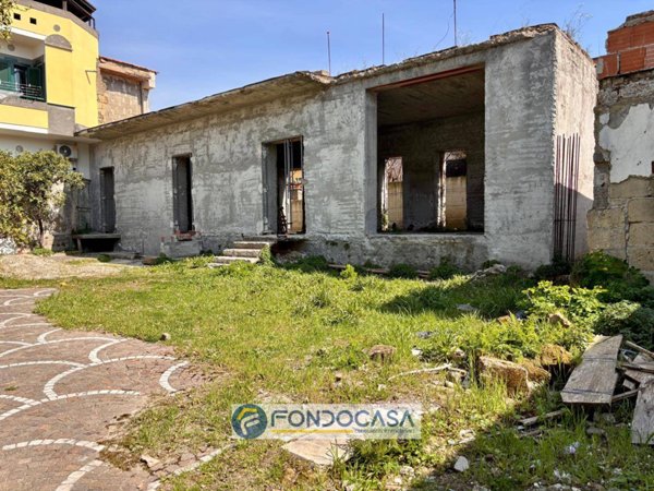 casa indipendente in vendita a Sant'Antimo