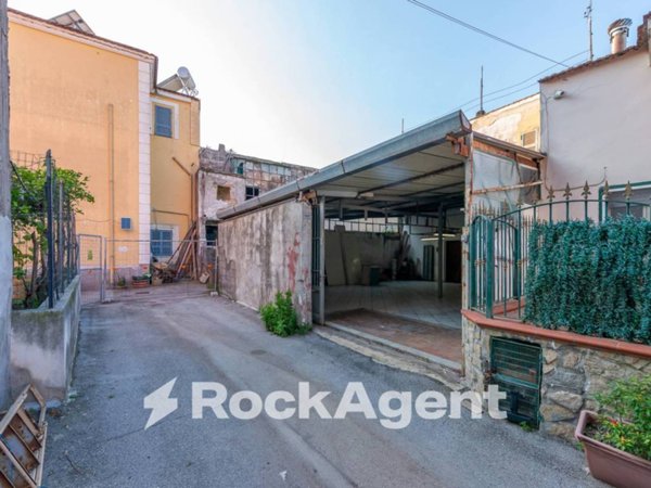 casa indipendente in vendita a Sant'Antonio Abate