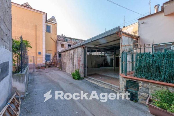 casa indipendente in vendita a Sant'Antonio Abate