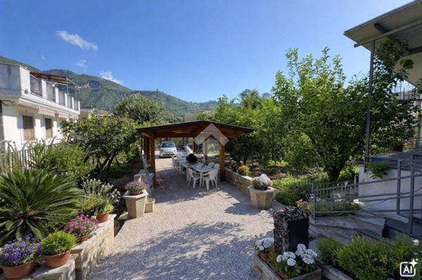 casa indipendente in vendita a Sant'Antonio Abate