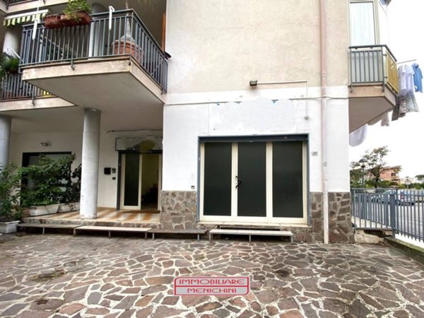 negozio in vendita a San Vitaliano