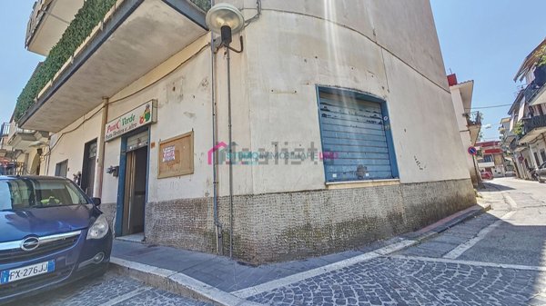 locale commerciale in vendita a San Vitaliano